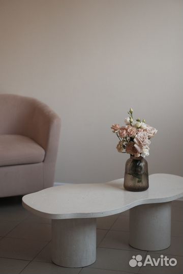 Журнальный столик