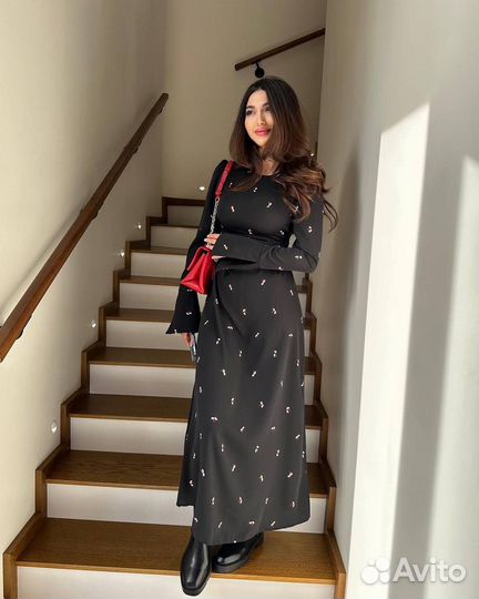 Платье черное на завязках