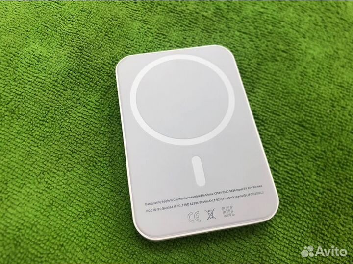 Беспроводная зарядка Apple MagSafe