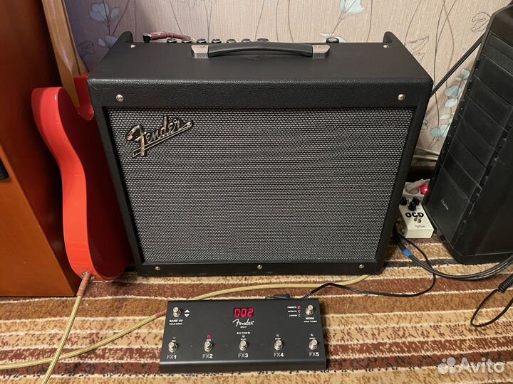 Комбик для электрогитары Fender Mustang GTX100