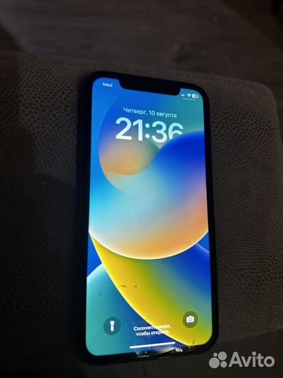 Телефон iPhone 11 red product