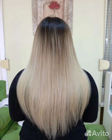 Наращивание волос, коррекция волосы в наличии