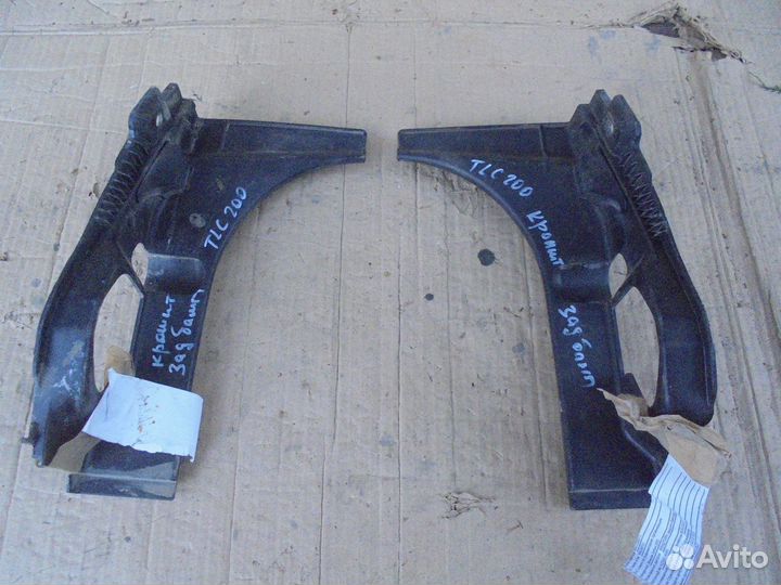 Кронштейн заднего бампера Toyota Land Cruiser 200