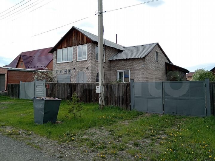 Дом 268 м² на участке 12 сот.