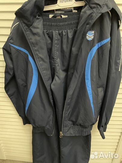 Спортивный костюм