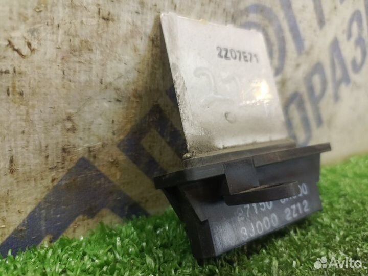 Резистор отопителя Renault Fluence седан 1.6 K4M