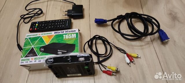 Кабель для монитора. тюльпан