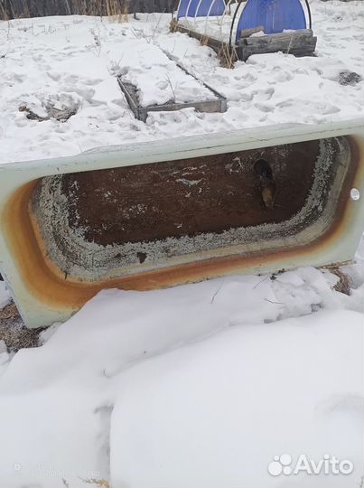 Ванна чугунная