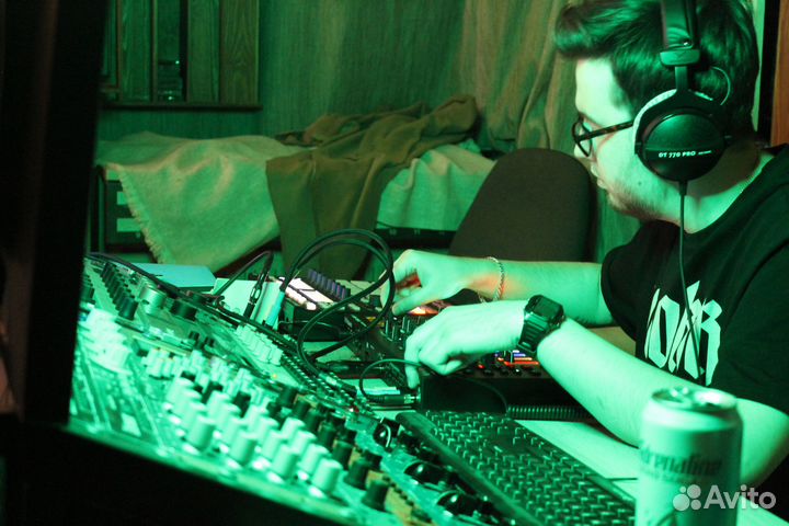 Текст на Заказ, Гострайтер