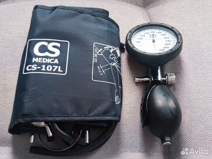 Тонометр механический CS-107 L левша