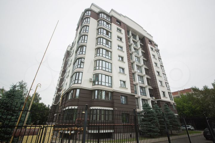 3-к. квартира, 96 м², 2/8 эт.