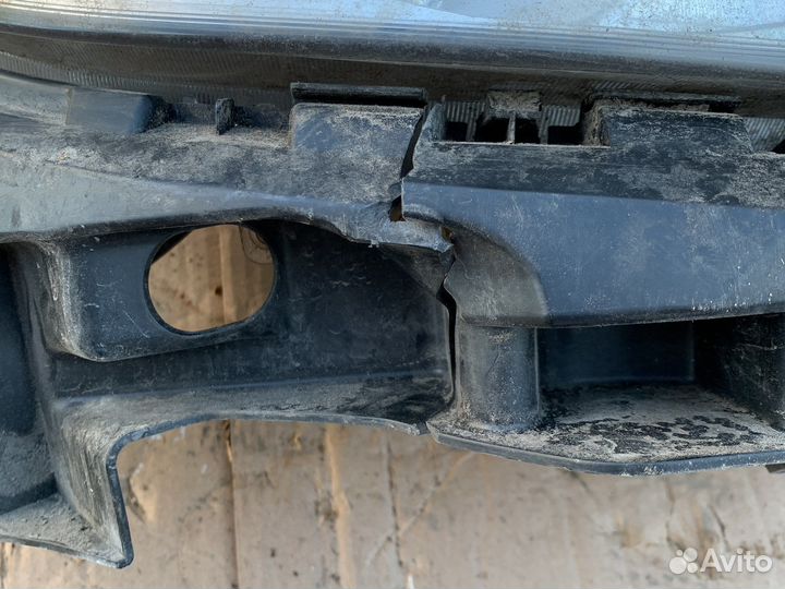 Фара правая renault grand scenic 2 рест дефект