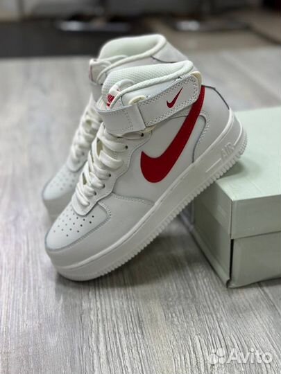 Кроссовки Nike air force высокие белые