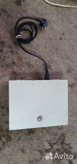 Резервируемый блок питания 9 канальный