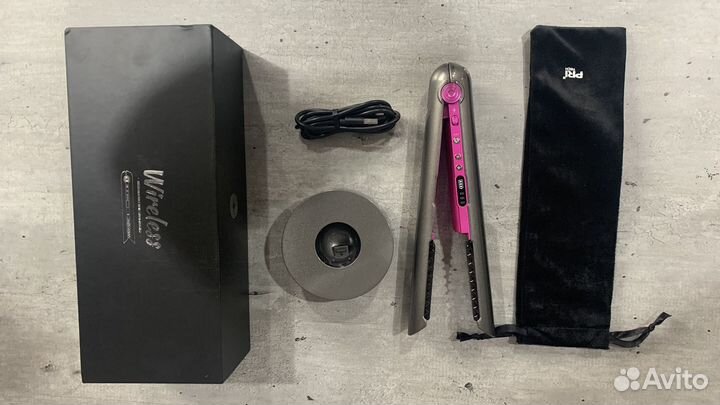 Выпрямитель для волос новый