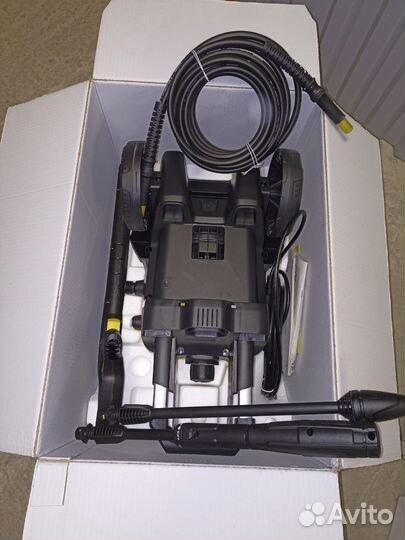 Аппарат высокого давления воды Karcher K4 Compact