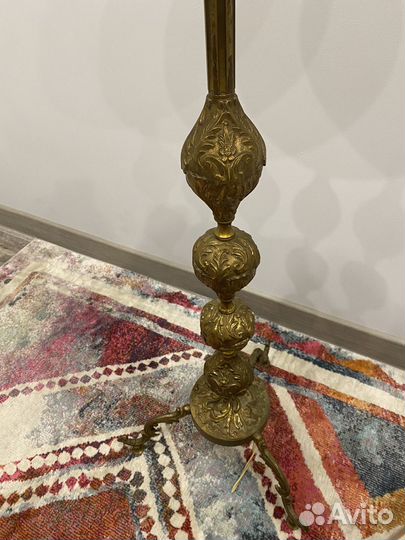 Бронзовый торшер и люстра