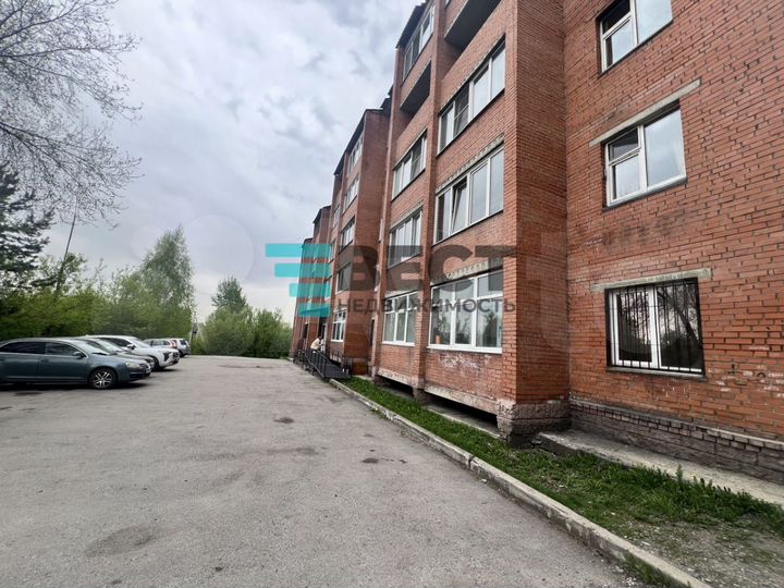 2-к. квартира, 57 м², 1/5 эт.