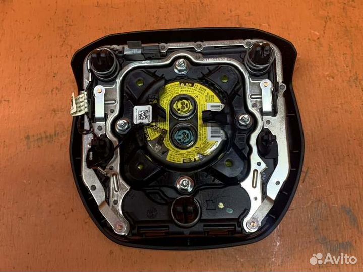 Подушка безопасности в руль Land Rover Evoque L538