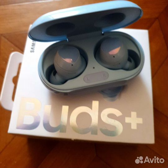 Samsung Galaxy Buds+ голубые