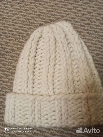 Шапка женская вязаная
