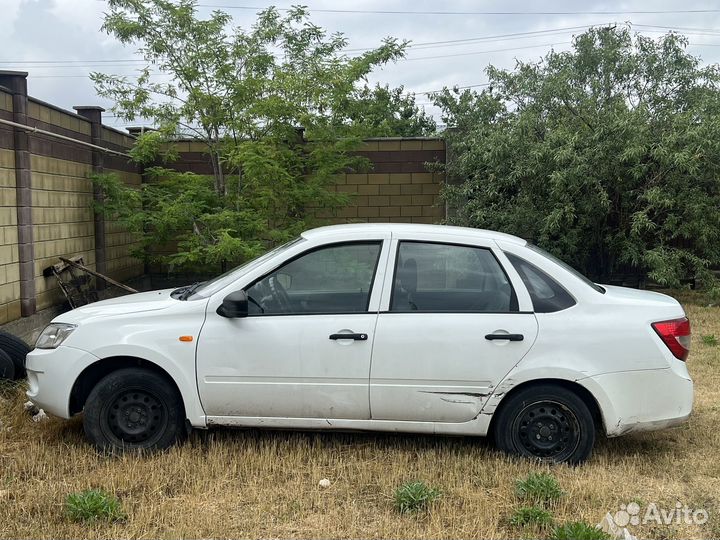 LADA Granta 1.6 МТ, 2016, 300 000 км