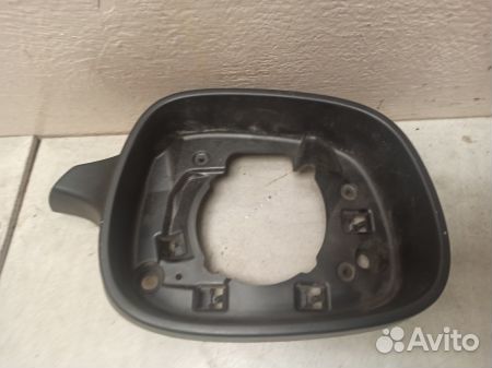Накладка зеркала левого