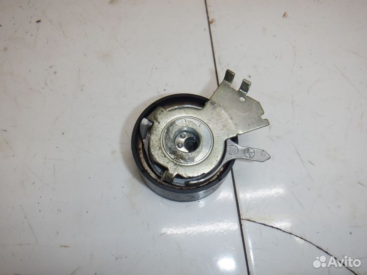 Ролик-натяжитель ремня грм Peugeot 206