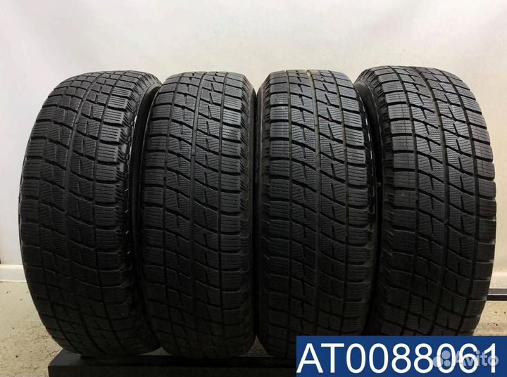 Bridgestone Ice Partner 215/65 R16 98V