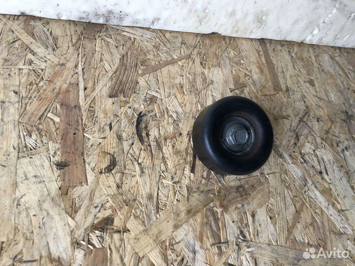 Ролик обводной jaguar маленький