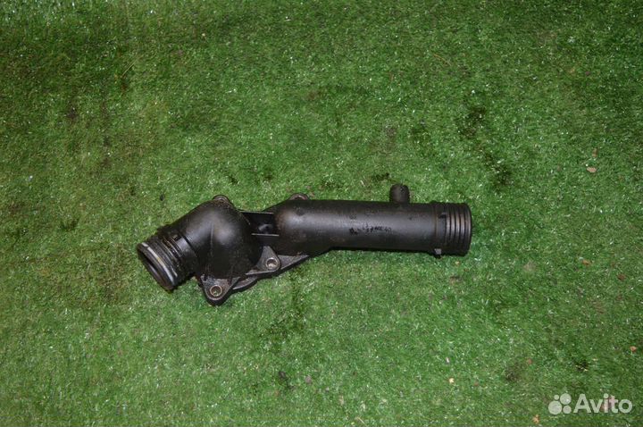 Корпус термостата BMW e39 2.5