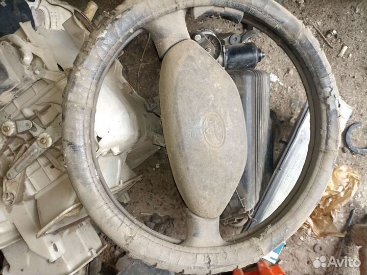 Руль Toyota Corolla AE100