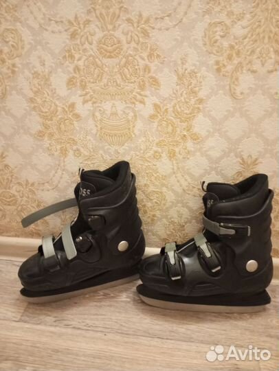 Коньки для мальчика 39 р