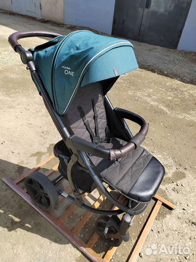 Прогулочная коляска Bubago Model One