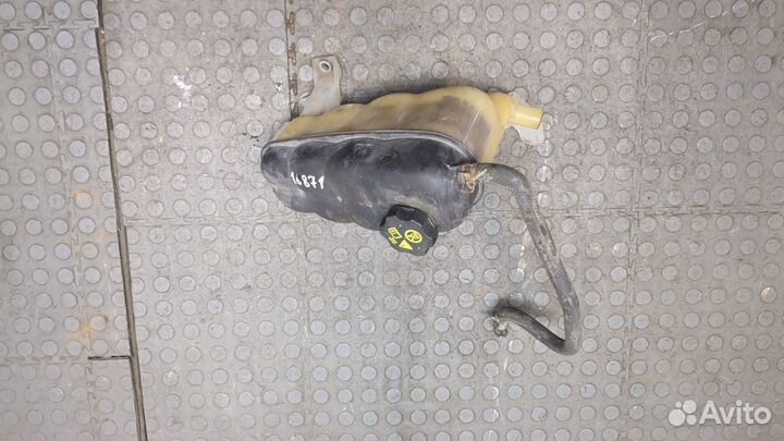 Бачок расширительный Chevrolet Tahoe, 2011