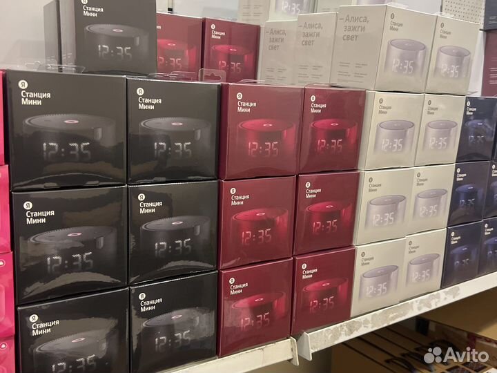 Умная колонка Новая Яндекс.Станция Мини (с часами)