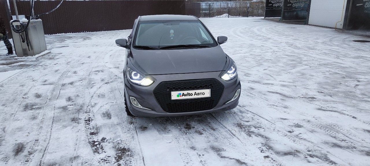 Hyundai Solaris: фото владельца