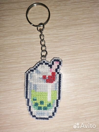 Брелок вышивка 