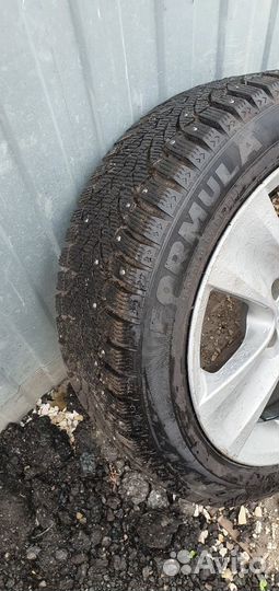 Pirelli Formula Ice 215/50 R17