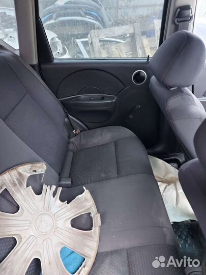 Салон по частям для Шевроле Авео т200 хэтчбек