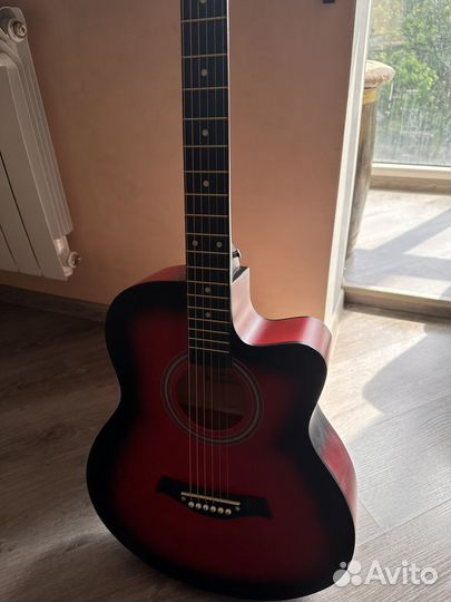 Акустическая гитара