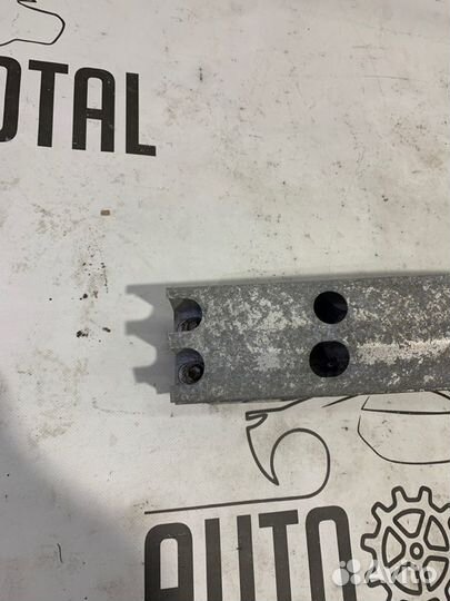 Усилитель бампера задний Toyota Rav4 A30 1azfe