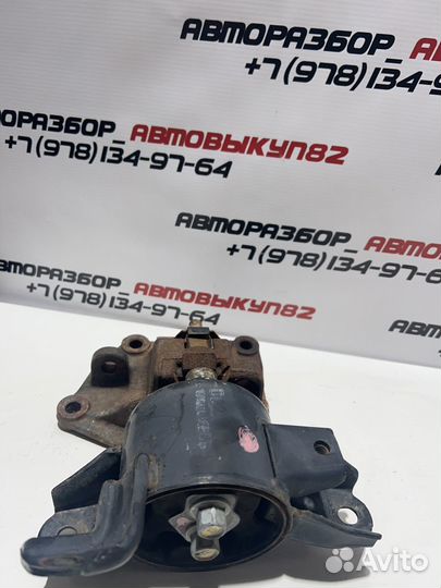 Подушка двигателя левая Kia Rio 3/ hyundai solaris