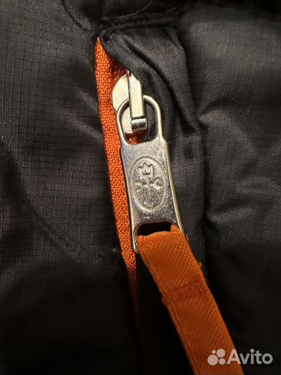 Жилет пуховый женский Rossignlol