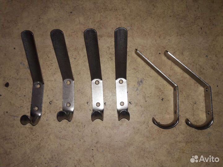 Продам мебельные крючки для одежды