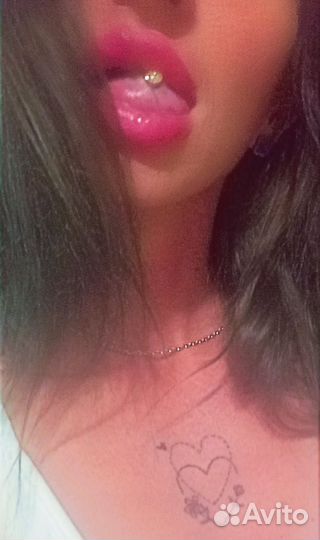 Модель на пирсинг