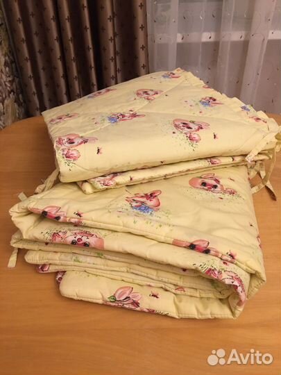 Одеяло,бортики на детскую кроватку