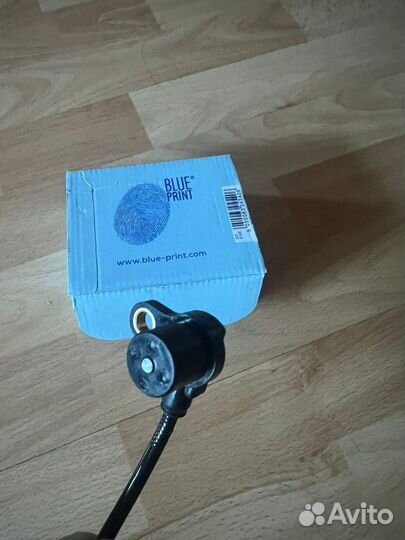 Датчик положения коленвала