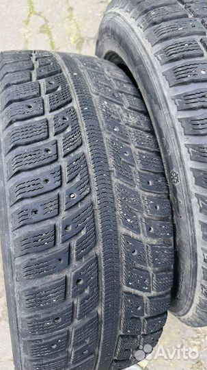Kumho I'Zen KW22 215/55 R17 98T