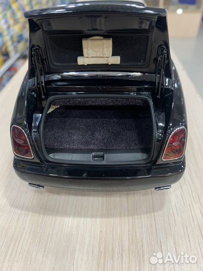 Bentley Azure 2006 Black 1:18
